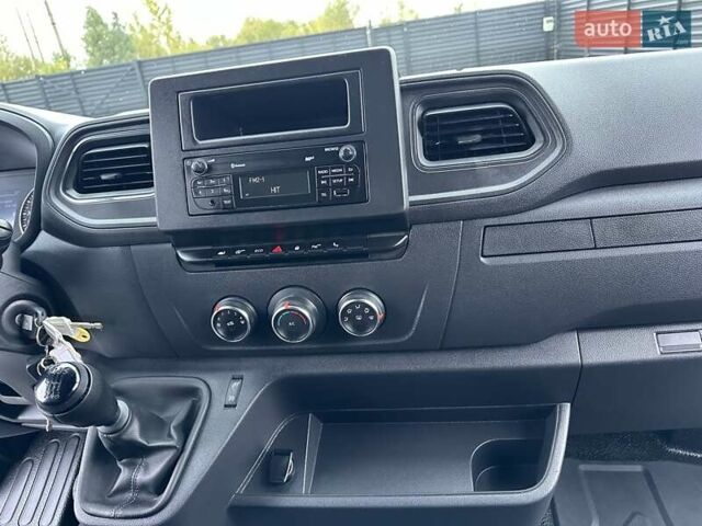 Білий Рено Мастєр, об'ємом двигуна 2.3 л та пробігом 235 тис. км за 21600 $, фото 63 на Automoto.ua