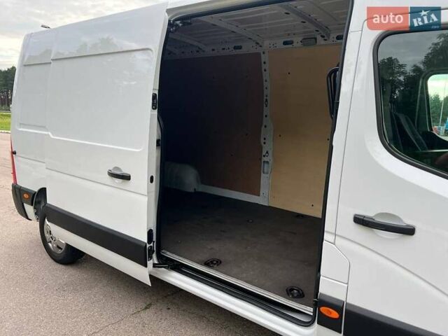 Белый Рено Мастер, объемом двигателя 2.3 л и пробегом 220 тыс. км за 21999 $, фото 34 на Automoto.ua