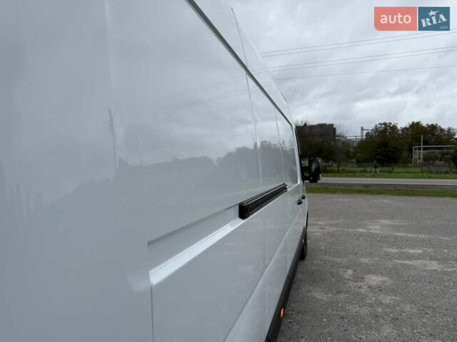 Белый Рено Мастер, объемом двигателя 0 л и пробегом 225 тыс. км за 21700 $, фото 23 на Automoto.ua