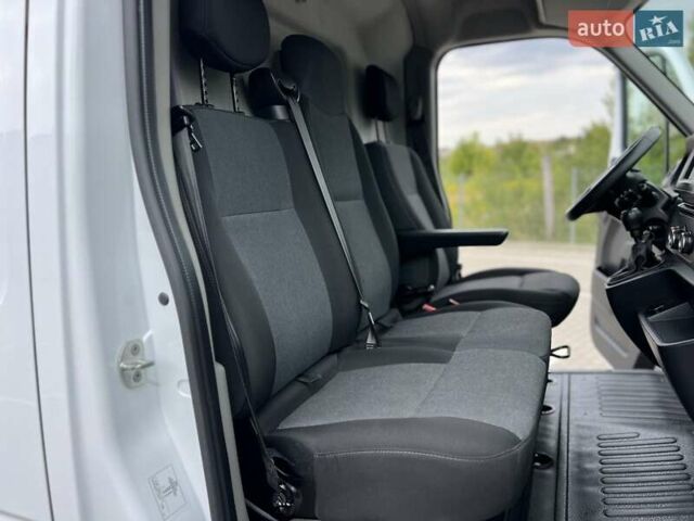 Белый Рено Мастер, объемом двигателя 2.3 л и пробегом 194 тыс. км за 21900 $, фото 40 на Automoto.ua