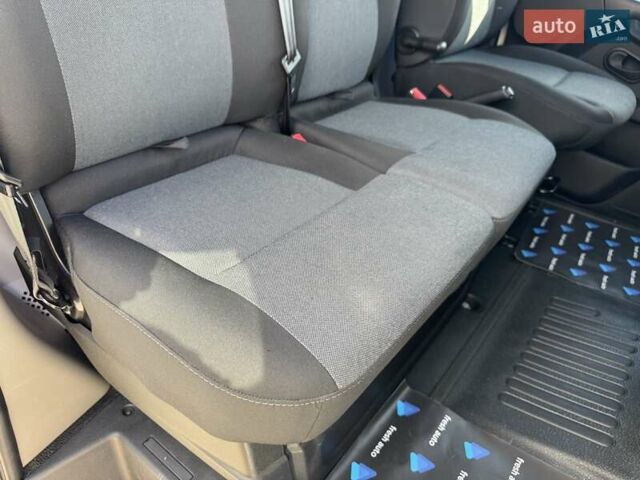 Белый Рено Мастер, объемом двигателя 2.3 л и пробегом 150 тыс. км за 24500 $, фото 25 на Automoto.ua