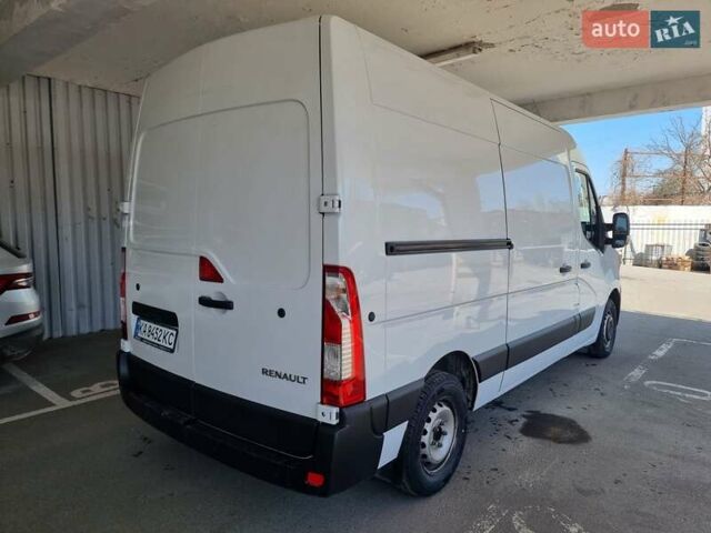 Белый Рено Мастер, объемом двигателя 2.3 л и пробегом 115 тыс. км за 23750 $, фото 1 на Automoto.ua