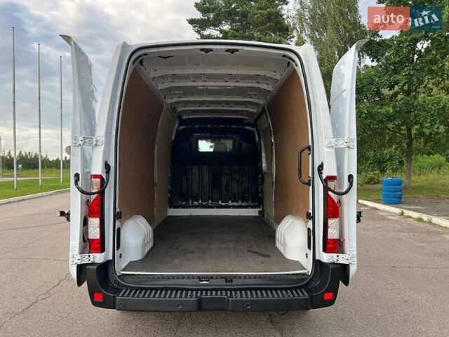 Белый Рено Мастер, объемом двигателя 2.3 л и пробегом 220 тыс. км за 21999 $, фото 40 на Automoto.ua