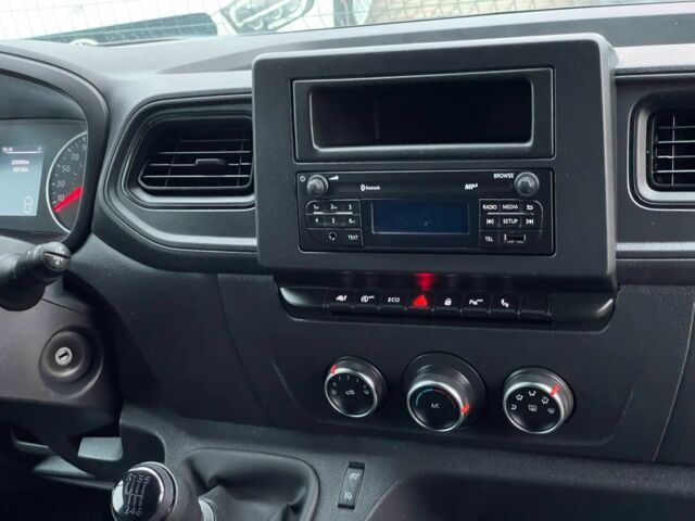 Білий Рено Мастєр, об'ємом двигуна 2.3 л та пробігом 227 тис. км за 24155 $, фото 15 на Automoto.ua