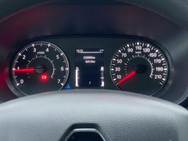 Білий Рено Мастєр, об'ємом двигуна 2.3 л та пробігом 227 тис. км за 24155 $, фото 19 на Automoto.ua