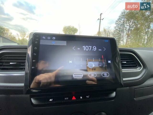 Білий Рено Мастєр, об'ємом двигуна 2.3 л та пробігом 229 тис. км за 21898 $, фото 42 на Automoto.ua