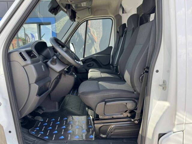 Белый Рено Мастер, объемом двигателя 2.2 л и пробегом 149 тыс. км за 23200 $, фото 17 на Automoto.ua