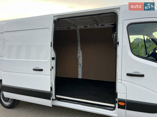 Білий Рено Мастєр, об'ємом двигуна 2.3 л та пробігом 180 тис. км за 22600 $, фото 83 на Automoto.ua