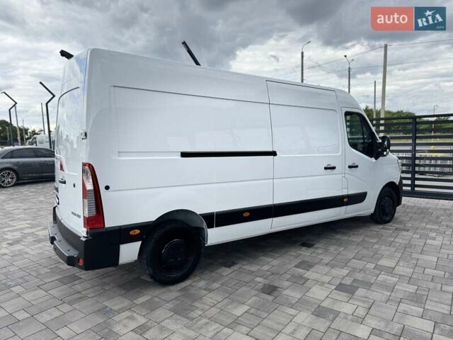 Белый Рено Мастер, объемом двигателя 2.3 л и пробегом 151 тыс. км за 24900 $, фото 2 на Automoto.ua