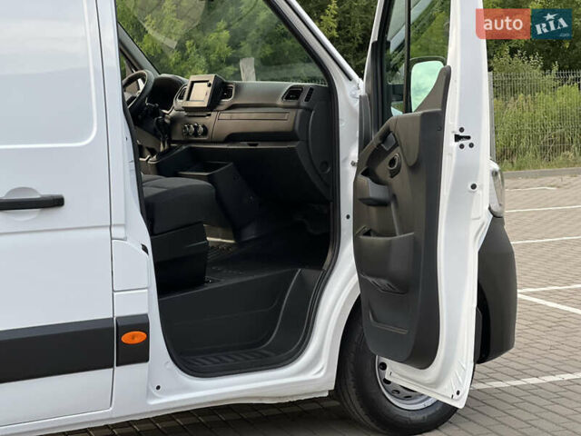 Білий Рено Мастєр, об'ємом двигуна 2.3 л та пробігом 180 тис. км за 22600 $, фото 121 на Automoto.ua