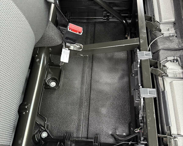 Белый Рено Мастер, объемом двигателя 0 л и пробегом 225 тыс. км за 21700 $, фото 66 на Automoto.ua