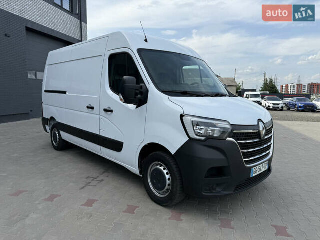 Белый Рено Мастер, объемом двигателя 0 л и пробегом 217 тыс. км за 22500 $, фото 2 на Automoto.ua