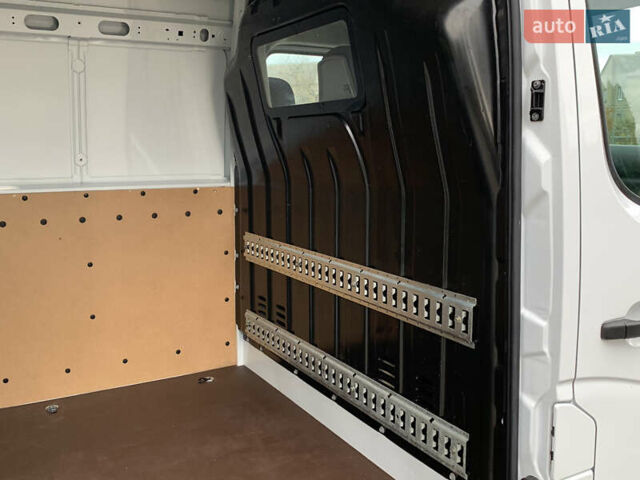 Рено Мастєр 2022 у Дубно на Automoto.ua Білий Рено Мастєр, об'ємом двигуна 2.3 л та пробігом 245 тис. км за 20000 $, фото 37 на Automoto.ua