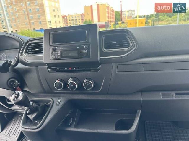 Білий Рено Мастєр, об'ємом двигуна 2.3 л та пробігом 194 тис. км за 19999 $, фото 49 на Automoto.ua