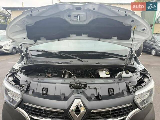 Рено Мастер 2022 в Луцке на Automoto.ua Белый Рено Мастер, объемом двигателя 2.3 л и пробегом 143 тыс. км за 25900 $, фото 28 на Automoto.ua