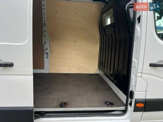 Белый Рено Мастер, объемом двигателя 2.3 л и пробегом 220 тыс. км за 21999 $, фото 32 на Automoto.ua
