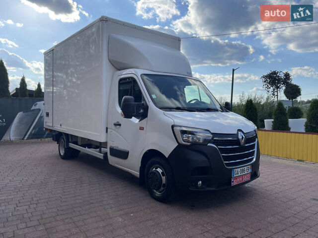 Белый Рено Мастер, объемом двигателя 2.3 л и пробегом 142 тыс. км за 27400 $, фото 3 на Automoto.ua