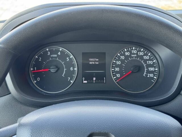 Белый Рено Мастер, объемом двигателя 2.2 л и пробегом 149 тыс. км за 23200 $, фото 16 на Automoto.ua