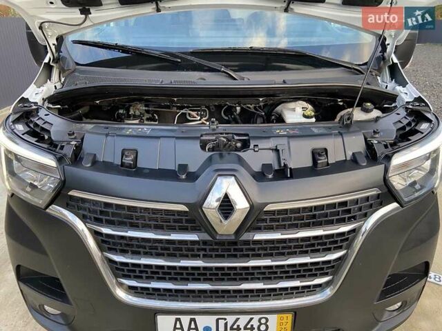 Білий Рено Мастєр, об'ємом двигуна 2.3 л та пробігом 229 тис. км за 21898 $, фото 38 на Automoto.ua