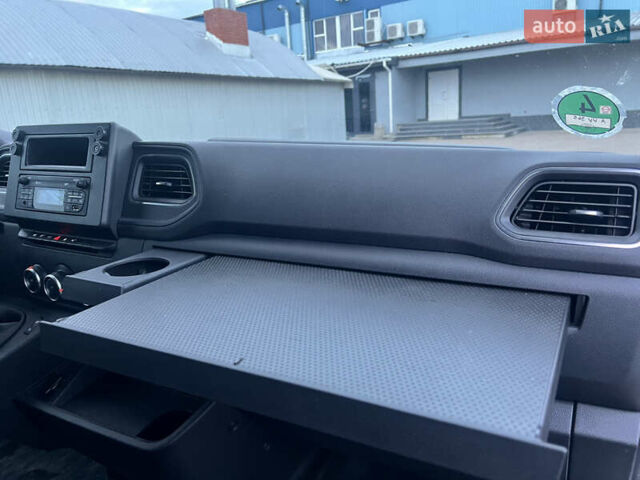 Белый Рено Мастер, объемом двигателя 2.3 л и пробегом 144 тыс. км за 23200 $, фото 49 на Automoto.ua