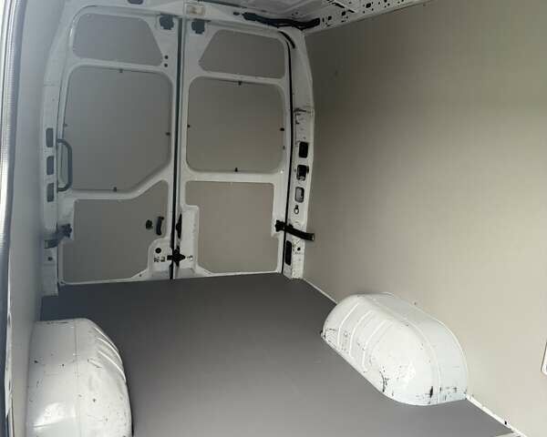 Рено Мастер 2022 в Луцке на Automoto.ua Белый Рено Мастер, объемом двигателя 2.3 л и пробегом 143 тыс. км за 25900 $, фото 25 на Automoto.ua