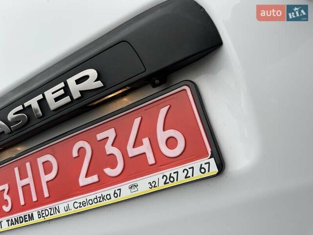 Білий Рено Мастєр, об'ємом двигуна 2.3 л та пробігом 235 тис. км за 21600 $, фото 21 на Automoto.ua