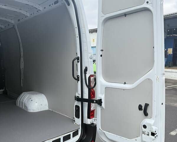 Рено Мастер 2022 в Луцке на Automoto.ua Белый Рено Мастер, объемом двигателя 2.3 л и пробегом 143 тыс. км за 25900 $, фото 19 на Automoto.ua