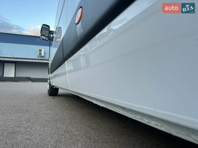 Белый Рено Мастер, объемом двигателя 2.3 л и пробегом 144 тыс. км за 23200 $, фото 12 на Automoto.ua