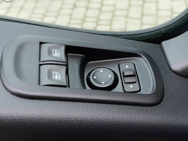 Білий Рено Мастєр, об'ємом двигуна 2.3 л та пробігом 227 тис. км за 24155 $, фото 16 на Automoto.ua