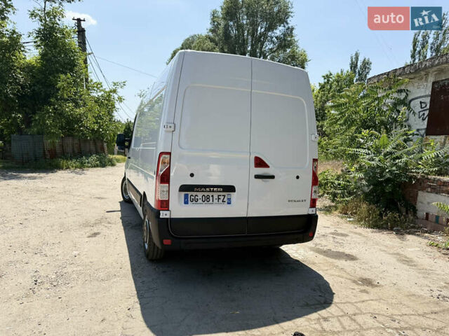 Белый Рено Мастер, объемом двигателя 0 л и пробегом 146 тыс. км за 21800 $, фото 12 на Automoto.ua