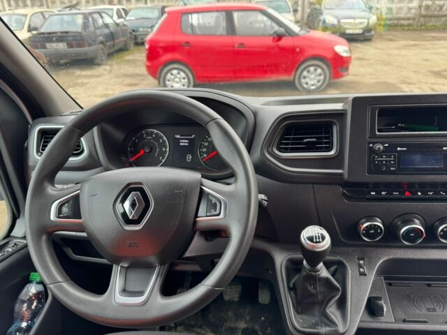 Белый Рено Мастер, объемом двигателя 2.3 л и пробегом 171 тыс. км за 25000 $, фото 5 на Automoto.ua