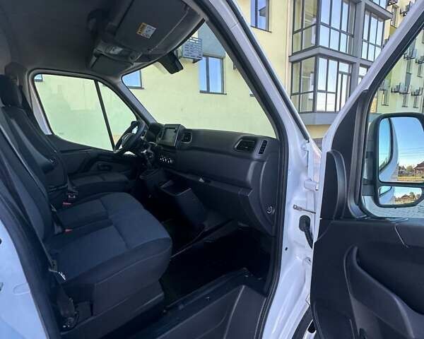 Білий Рено Мастєр, об'ємом двигуна 2.3 л та пробігом 212 тис. км за 23999 $, фото 23 на Automoto.ua