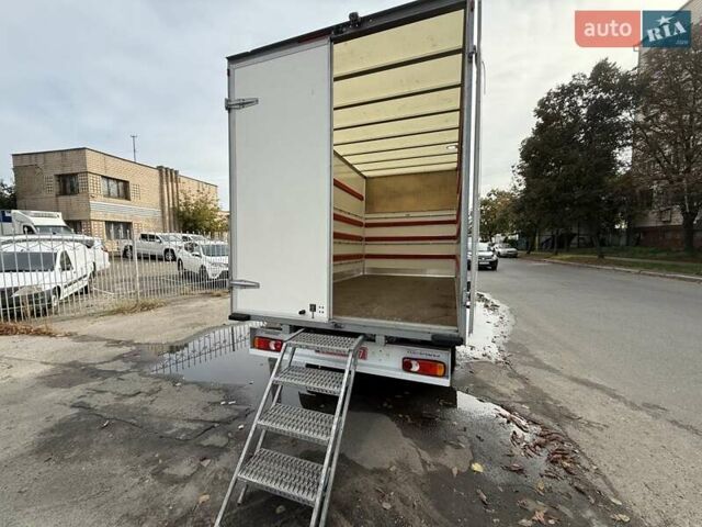 Белый Рено Мастер, объемом двигателя 2.3 л и пробегом 35 тыс. км за 26900 $, фото 4 на Automoto.ua