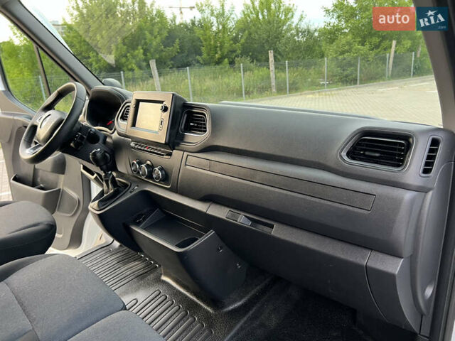 Білий Рено Мастєр, об'ємом двигуна 2.3 л та пробігом 180 тис. км за 22600 $, фото 112 на Automoto.ua
