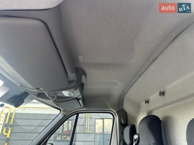 Білий Рено Мастєр, об'ємом двигуна 2.3 л та пробігом 194 тис. км за 19999 $, фото 33 на Automoto.ua