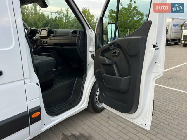 Білий Рено Мастєр, об'ємом двигуна 2.3 л та пробігом 180 тис. км за 22600 $, фото 108 на Automoto.ua