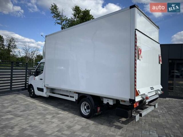 Белый Рено Мастер, объемом двигателя 2.3 л и пробегом 213 тыс. км за 28500 $, фото 10 на Automoto.ua