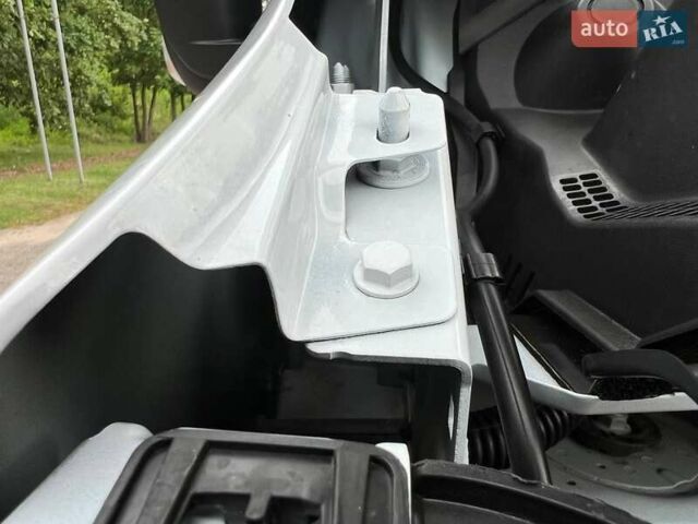 Белый Рено Мастер, объемом двигателя 2.3 л и пробегом 220 тыс. км за 21999 $, фото 56 на Automoto.ua