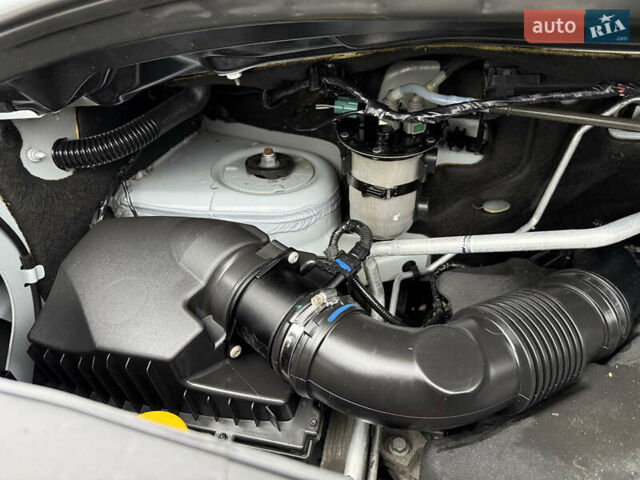 Белый Рено Мастер, объемом двигателя 0 л и пробегом 225 тыс. км за 21700 $, фото 79 на Automoto.ua