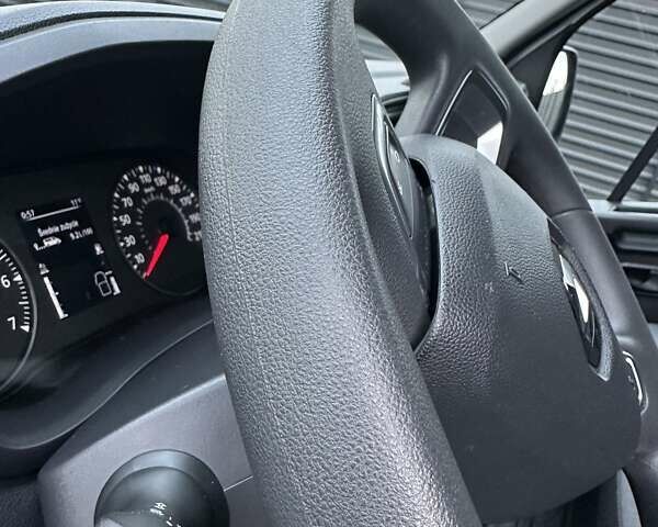 Білий Рено Мастєр, об'ємом двигуна 2.3 л та пробігом 235 тис. км за 21600 $, фото 49 на Automoto.ua