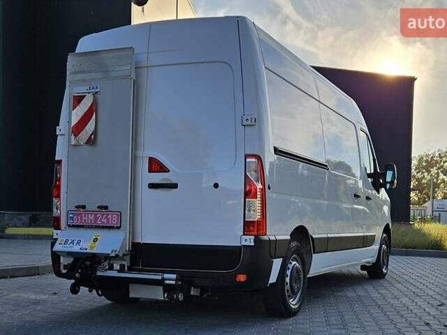 Белый Рено Мастер, объемом двигателя 2.3 л и пробегом 241 тыс. км за 18950 $, фото 7 на Automoto.ua