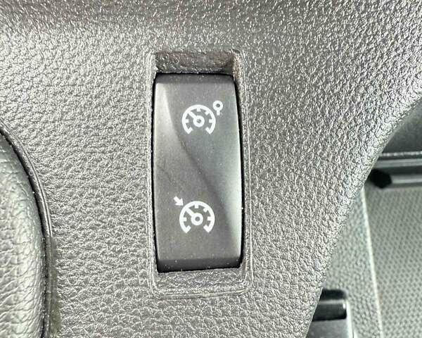 Рено Мастер 2022 в Луцке на Automoto.ua Белый Рено Мастер, объемом двигателя 2.3 л и пробегом 143 тыс. км за 25900 $, фото 42 на Automoto.ua