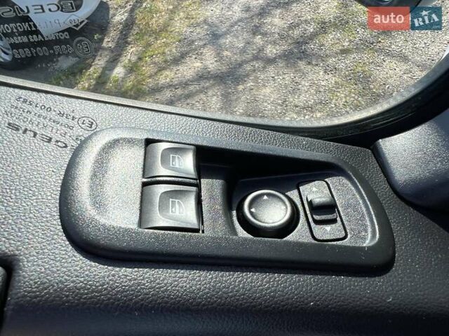 Білий Рено Мастєр, об'ємом двигуна 0 л та пробігом 165 тис. км за 20999 $, фото 22 на Automoto.ua