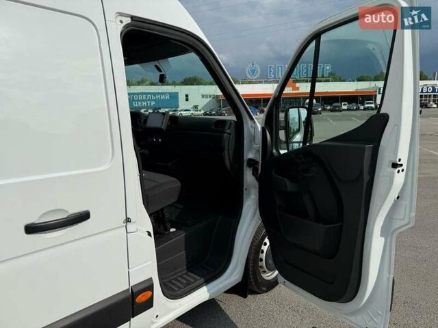 Белый Рено Мастер, объемом двигателя 2.3 л и пробегом 90 тыс. км за 32000 $, фото 62 на Automoto.ua
