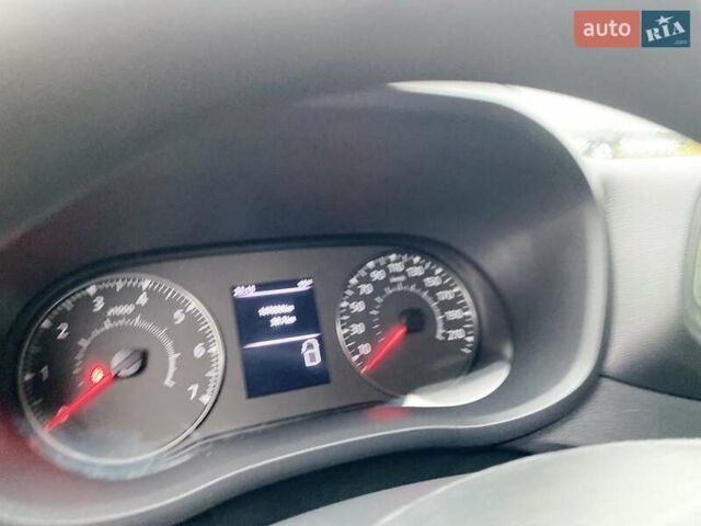 Білий Рено Мастєр, об'ємом двигуна 2.3 л та пробігом 107 тис. км за 21650 $, фото 38 на Automoto.ua