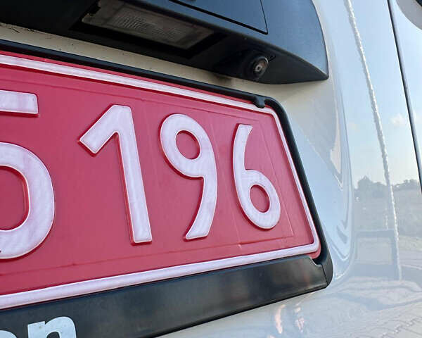 Белый Рено Мастер, объемом двигателя 2.3 л и пробегом 175 тыс. км за 18997 $, фото 11 на Automoto.ua