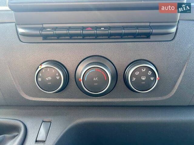 Білий Рено Мастєр, об'ємом двигуна 2.3 л та пробігом 4 тис. км за 31000 $, фото 20 на Automoto.ua