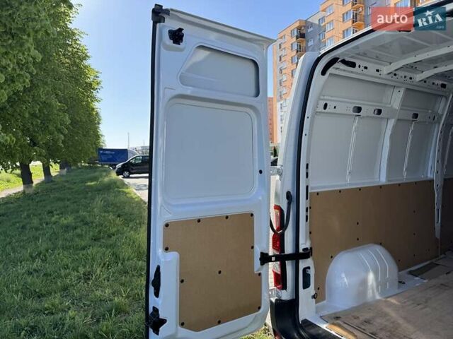 Белый Рено Мастер, объемом двигателя 2.3 л и пробегом 1 тыс. км за 34000 $, фото 4 на Automoto.ua