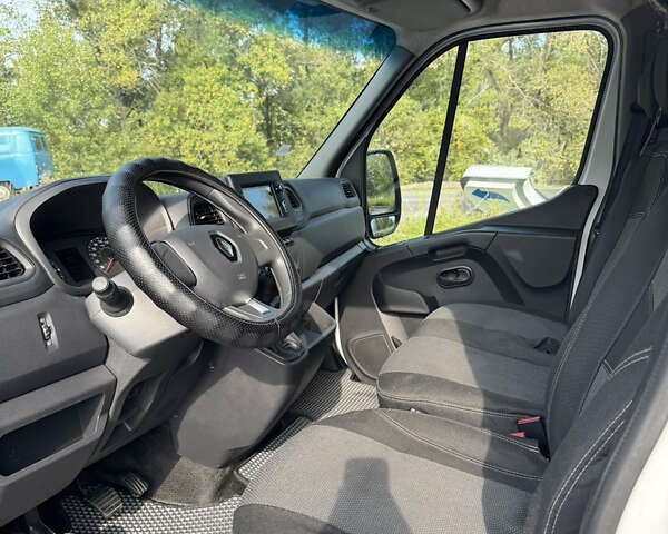 Білий Рено Мастєр, об'ємом двигуна 2.3 л та пробігом 65 тис. км за 31500 $, фото 9 на Automoto.ua