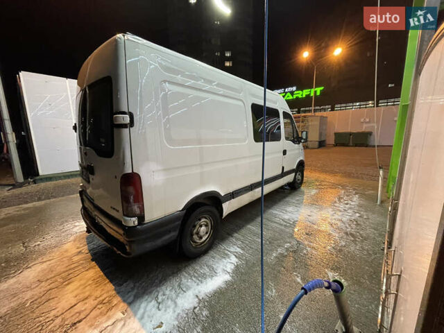 Білий Рено Мастєр, об'ємом двигуна 2.5 л та пробігом 500 тис. км за 4600 $, фото 1 на Automoto.ua